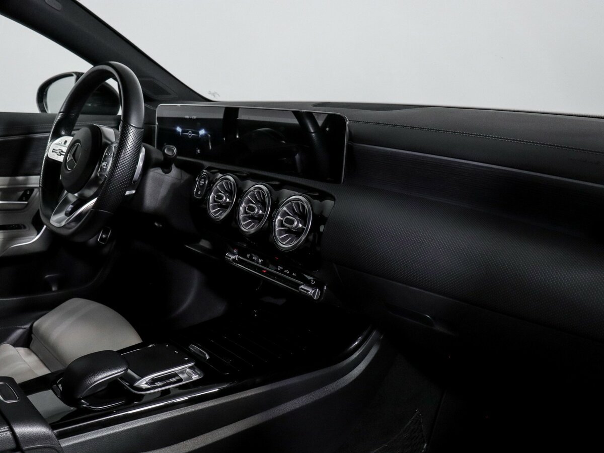 Купить Mercedes-Benz CLA с пробегом. Фото: #6