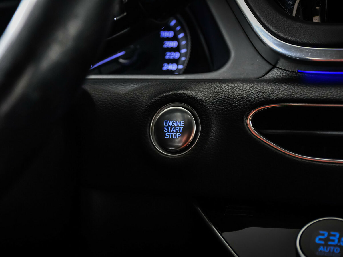 Купить Hyundai Sonata с пробегом. Фото: #16