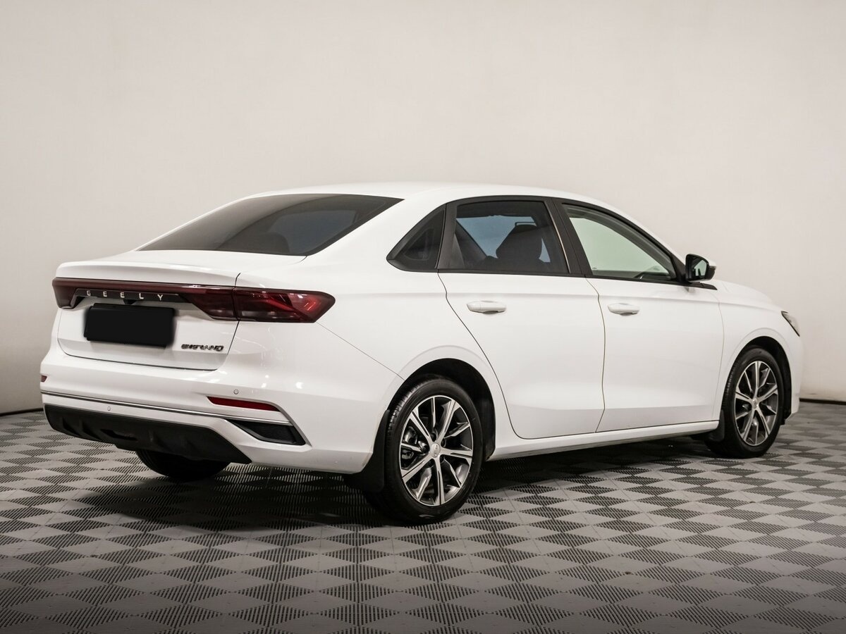 Купить Geely Emgrand с пробегом. Фото: #3