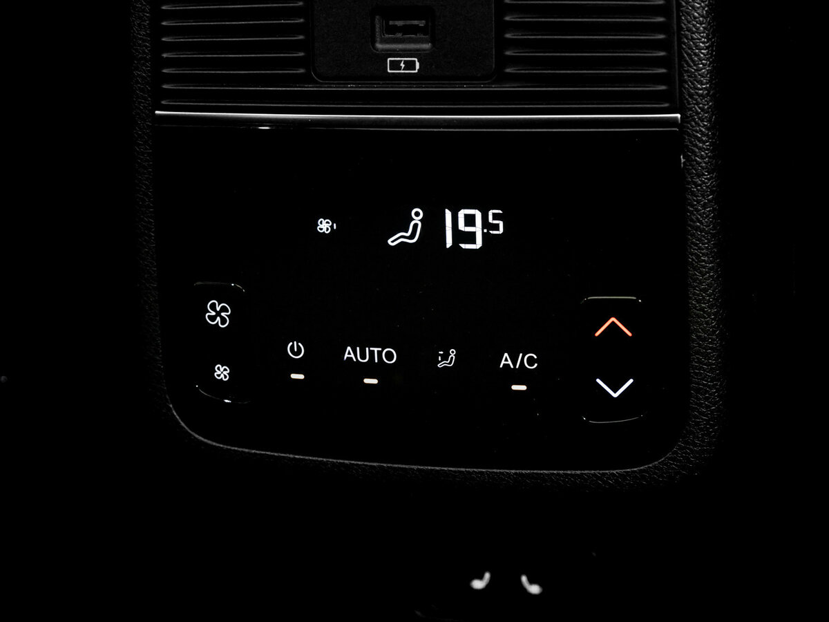 Купить EXEED VX с пробегом. Фото: #16