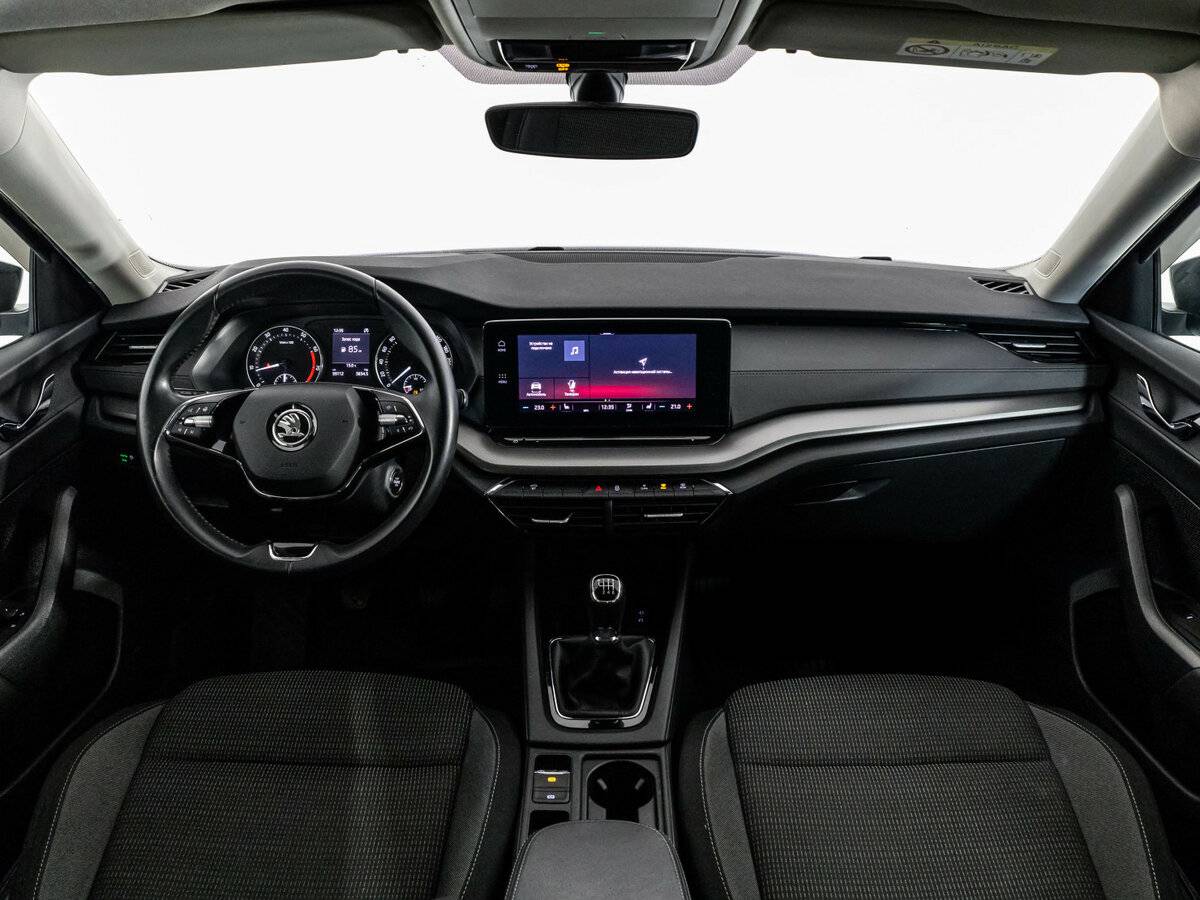 Купить Skoda Octavia с пробегом. Фото: #7