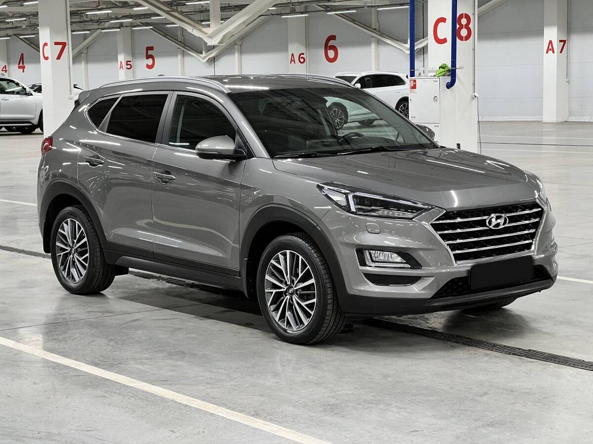 Купить Hyundai Tucson с пробегом. Фото: #2
