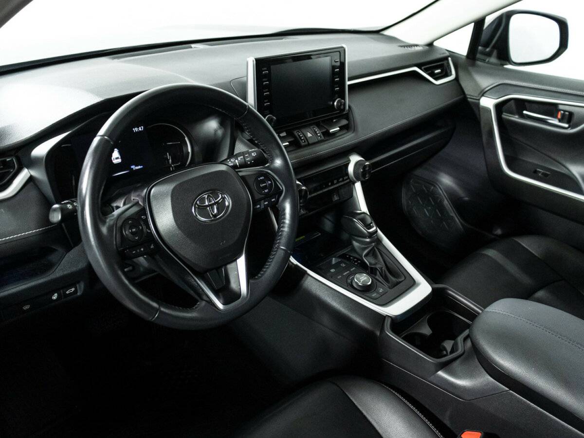 Купить Toyota RAV4 с пробегом. Фото: #10