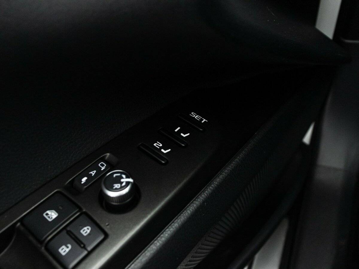 Купить Toyota Camry с пробегом. Фото: #16