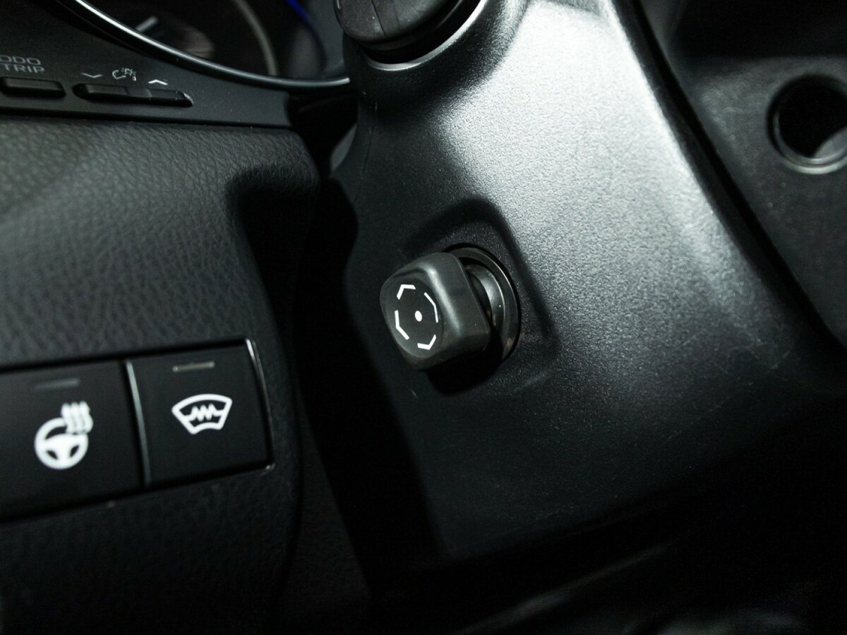 Купить Toyota Camry с пробегом. Фото: #17