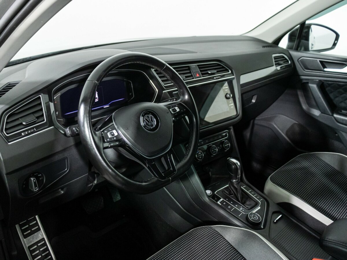 Купить Volkswagen Tiguan с пробегом. Фото: #8