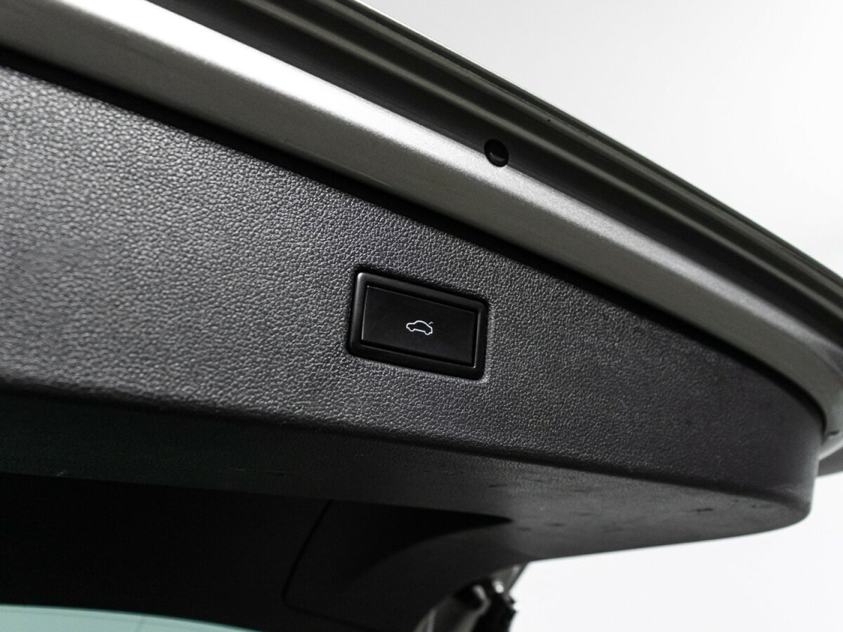 Купить Volkswagen Tiguan с пробегом. Фото: #19