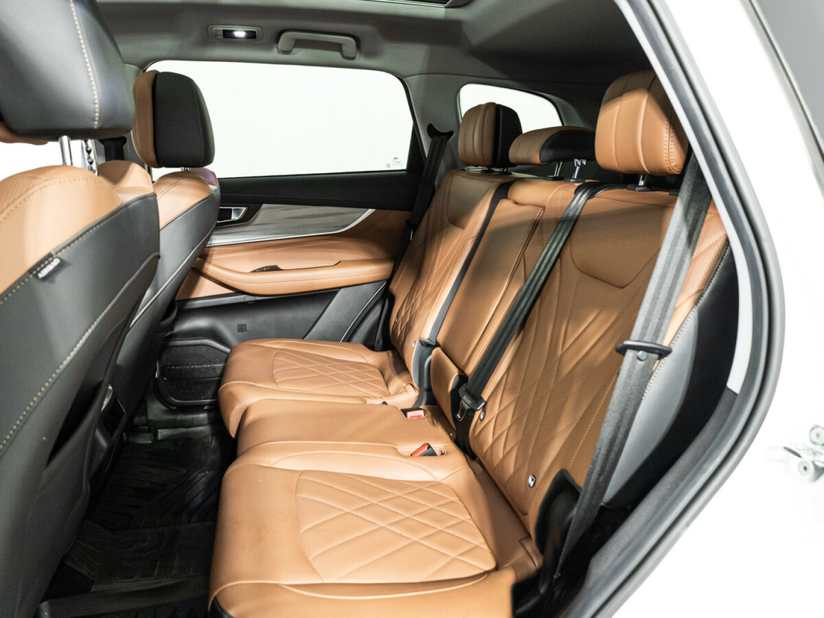 Купить Chery Tiggo 8 Pro Max с пробегом. Фото: #7