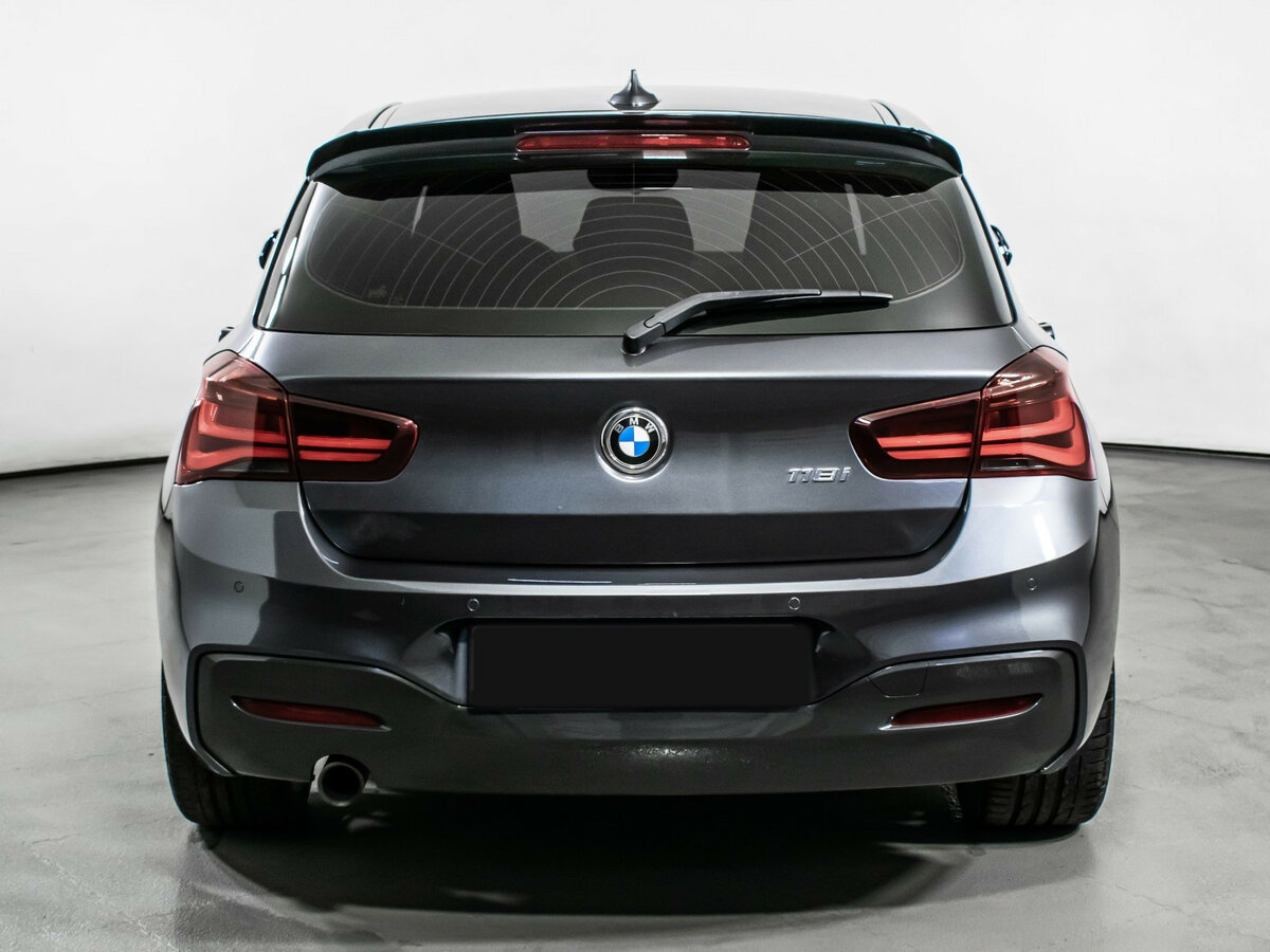 Купить BMW 1 серии с пробегом. Фото: #4