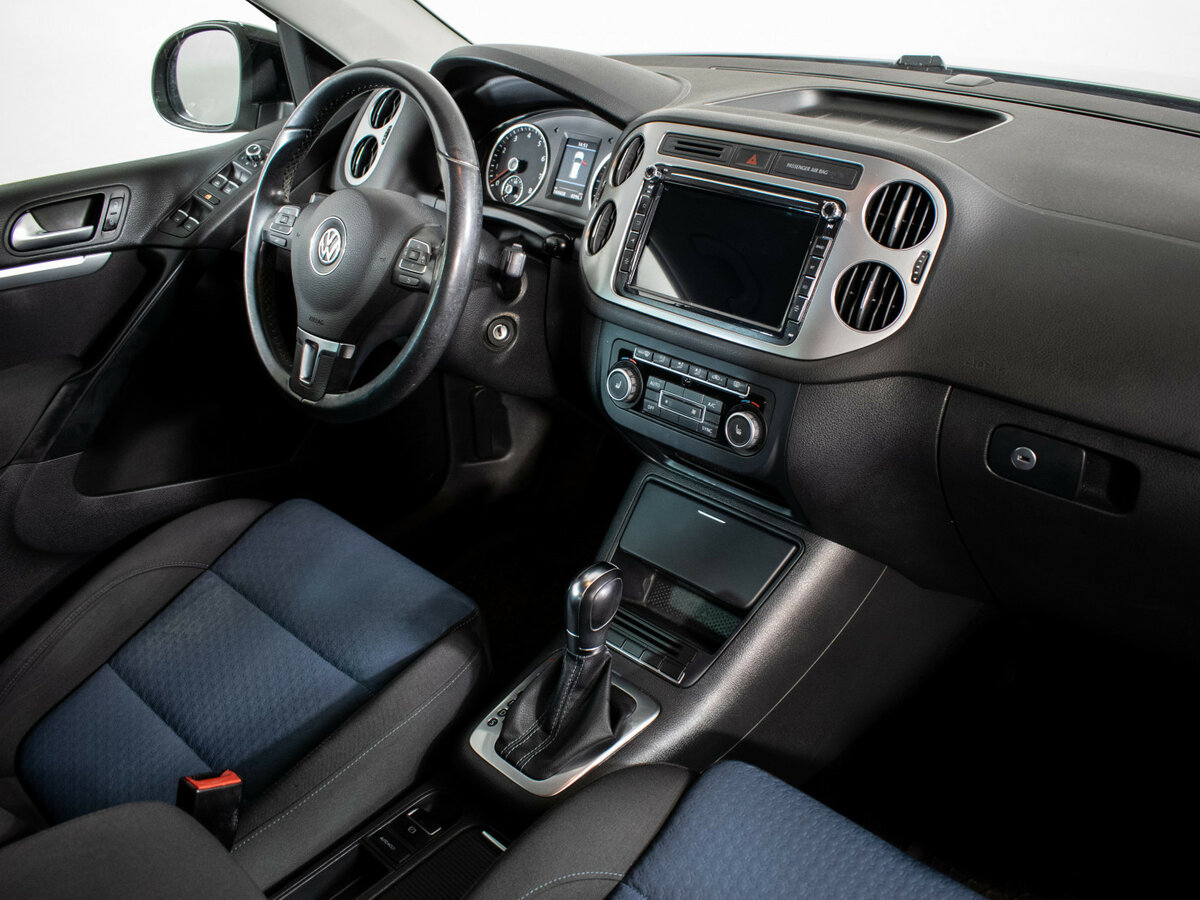 Купить Volkswagen Tiguan с пробегом. Фото: #10