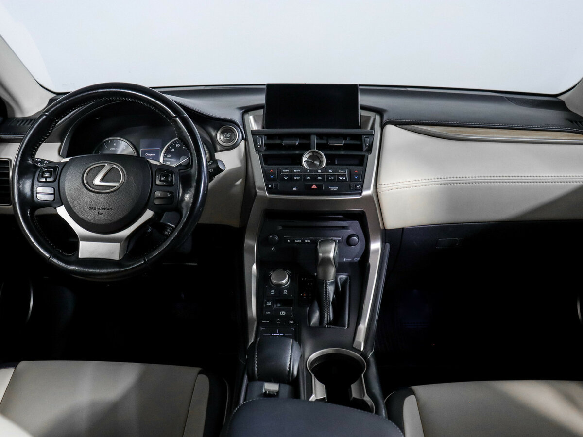 Купить Lexus NX с пробегом. Фото: #9