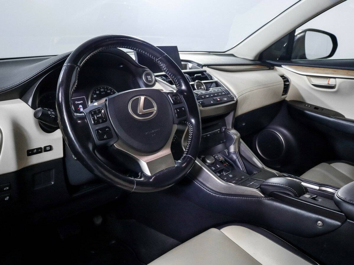 Купить Lexus NX с пробегом. Фото: #11