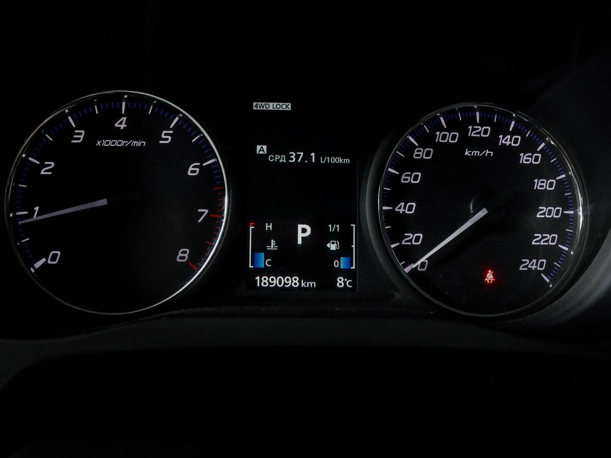 Купить Mitsubishi Outlander с пробегом. Фото: #10