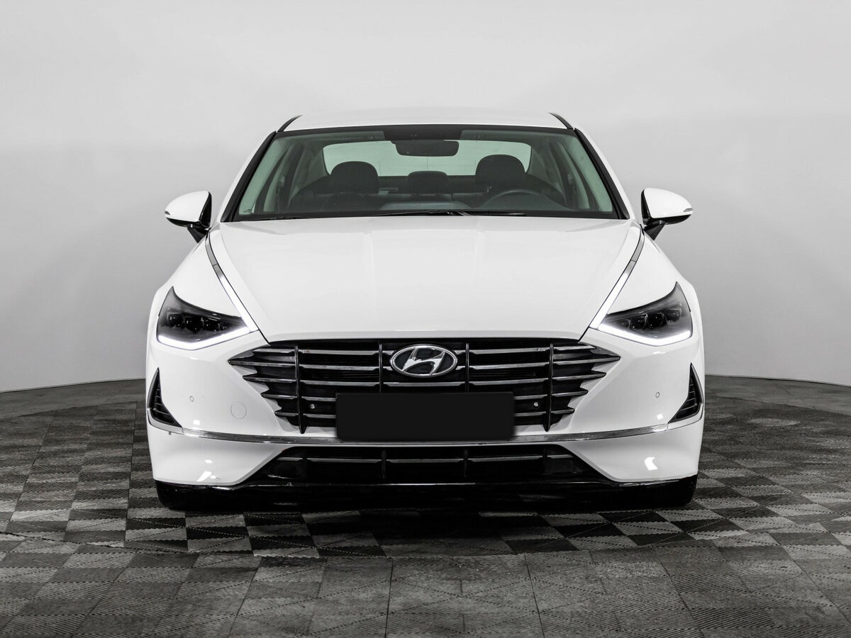 Купить Hyundai Sonata с пробегом. Фото: #1