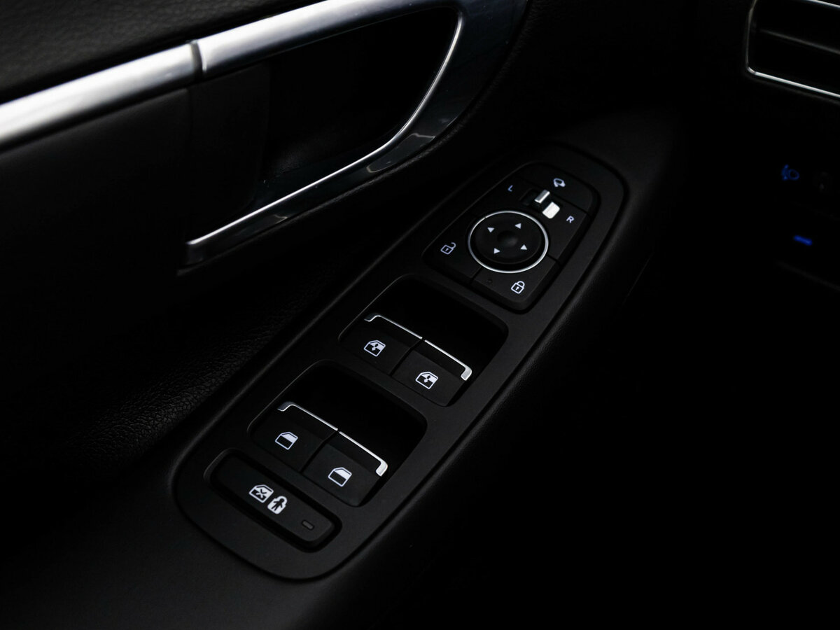 Купить Hyundai Sonata с пробегом. Фото: #13