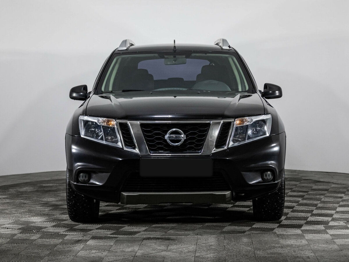 Купить Nissan Terrano с пробегом. Фото: #1