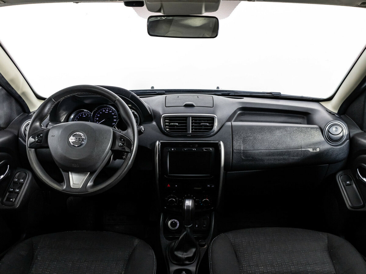 Купить Nissan Terrano с пробегом. Фото: #7