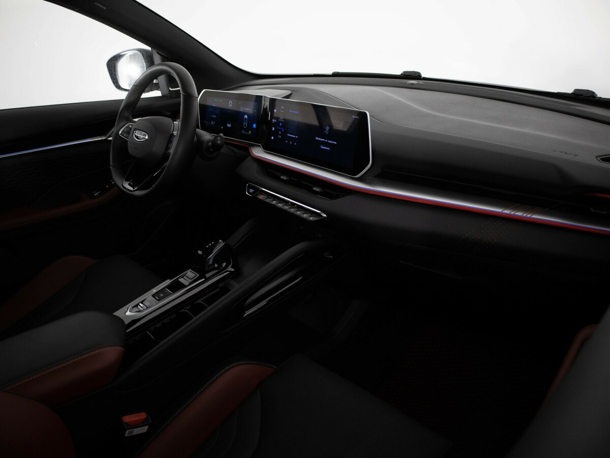 Купить Geely Coolray с пробегом. Фото: #11