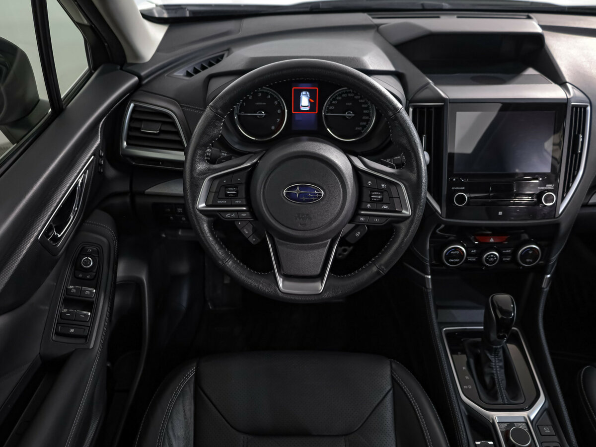 Купить Subaru Forester с пробегом. Фото: #10