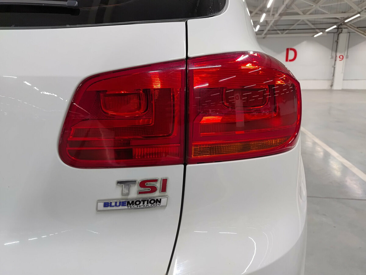 Купить Volkswagen Tiguan с пробегом. Фото: #8