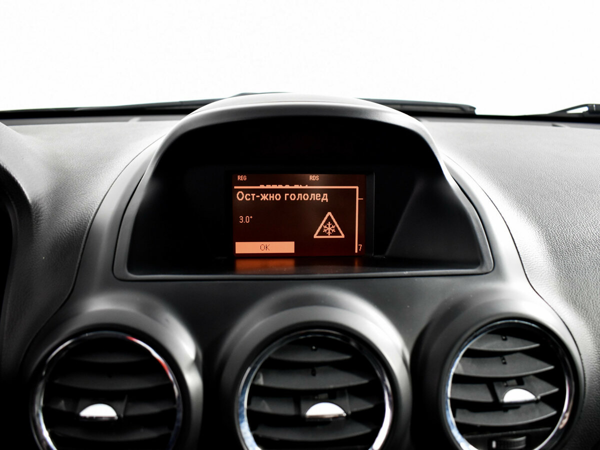 Купить Opel Antara с пробегом. Фото: #14