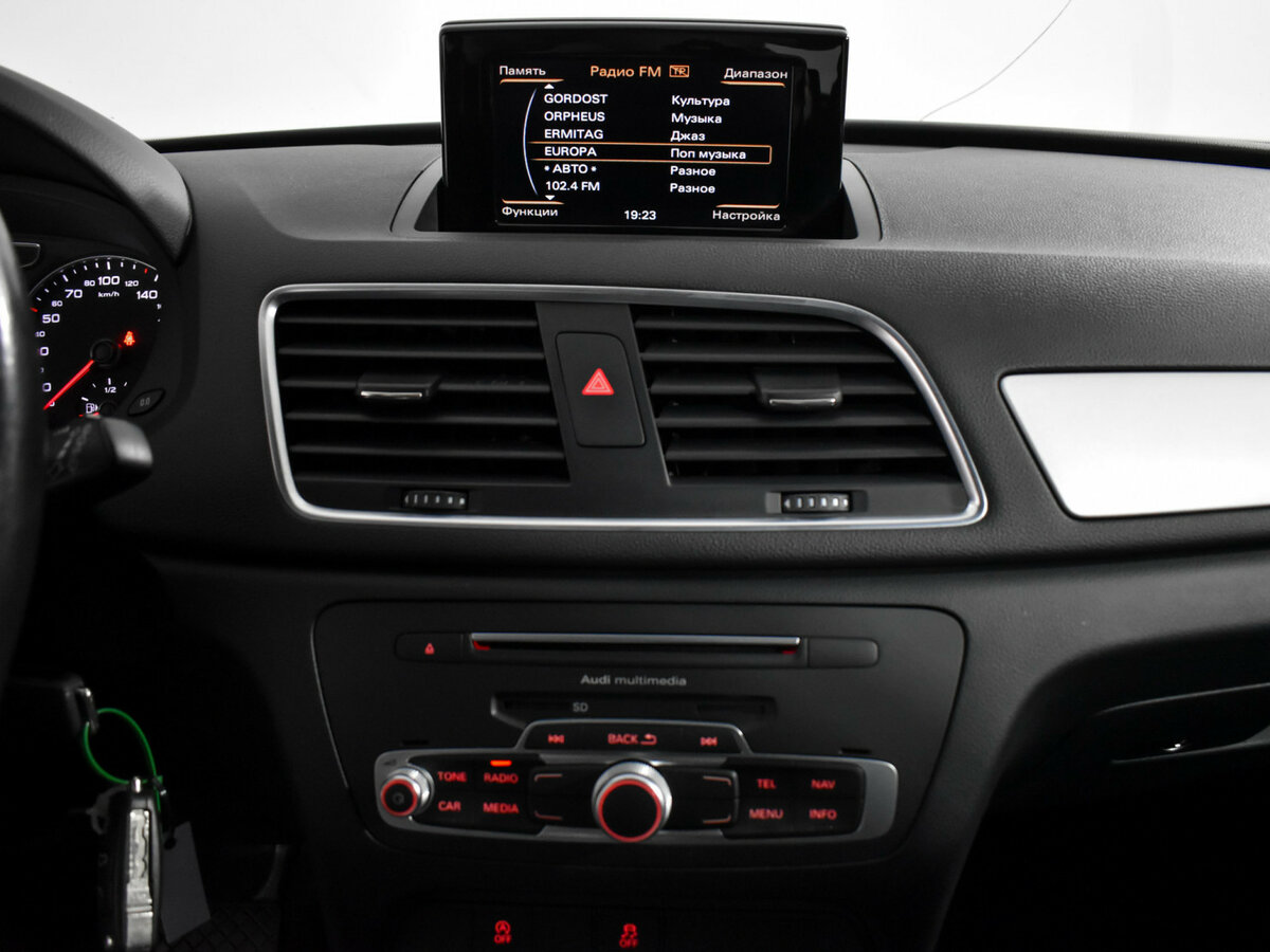 Купить Audi Q3 с пробегом. Фото: #12