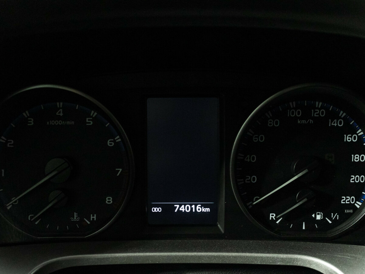 Купить Toyota RAV4 с пробегом. Фото: #10