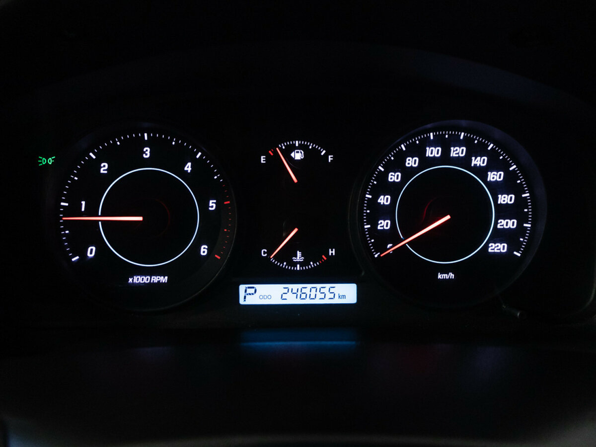 Купить Chevrolet Captiva с пробегом. Фото: #11