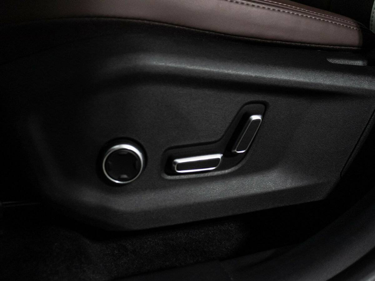 Купить Geely Monjaro с пробегом. Фото: #12