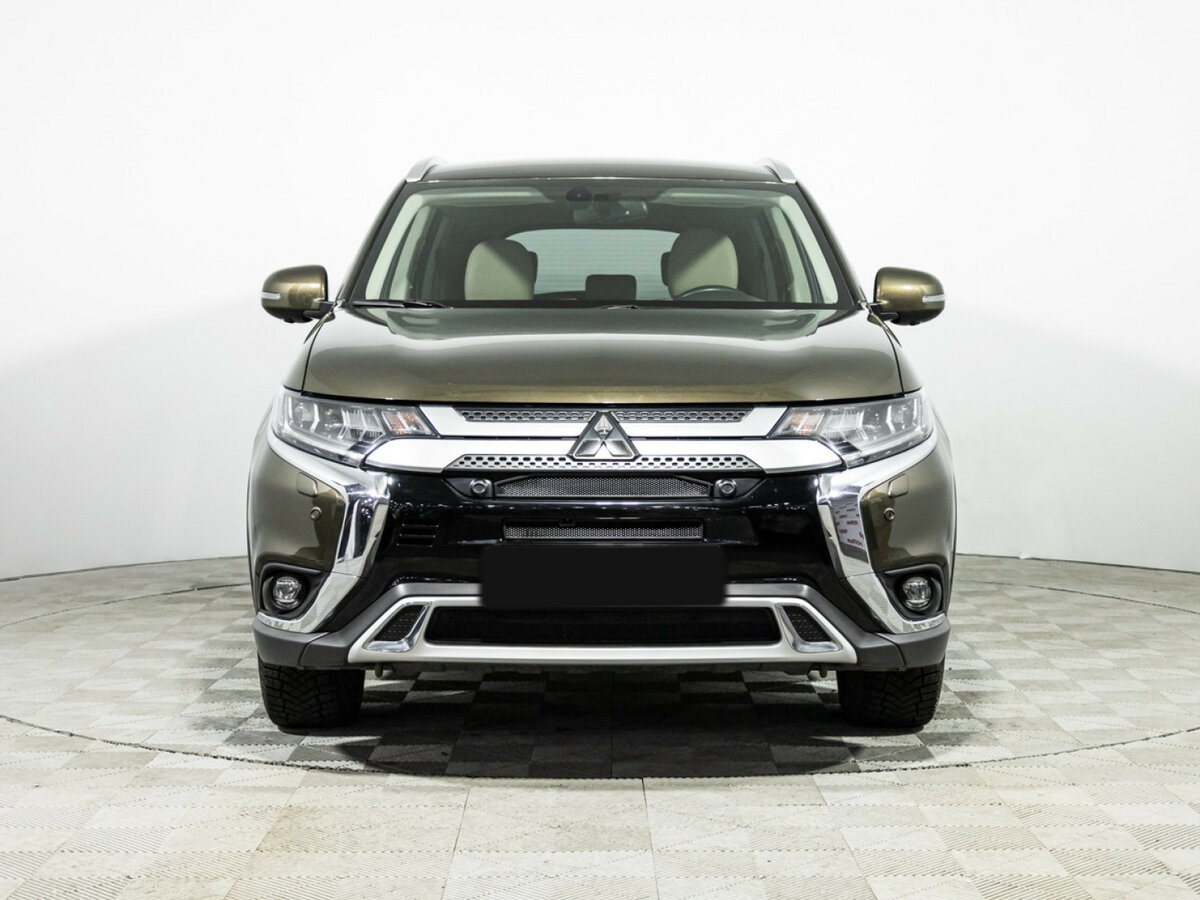Купить Mitsubishi Outlander с пробегом. Фото: #1