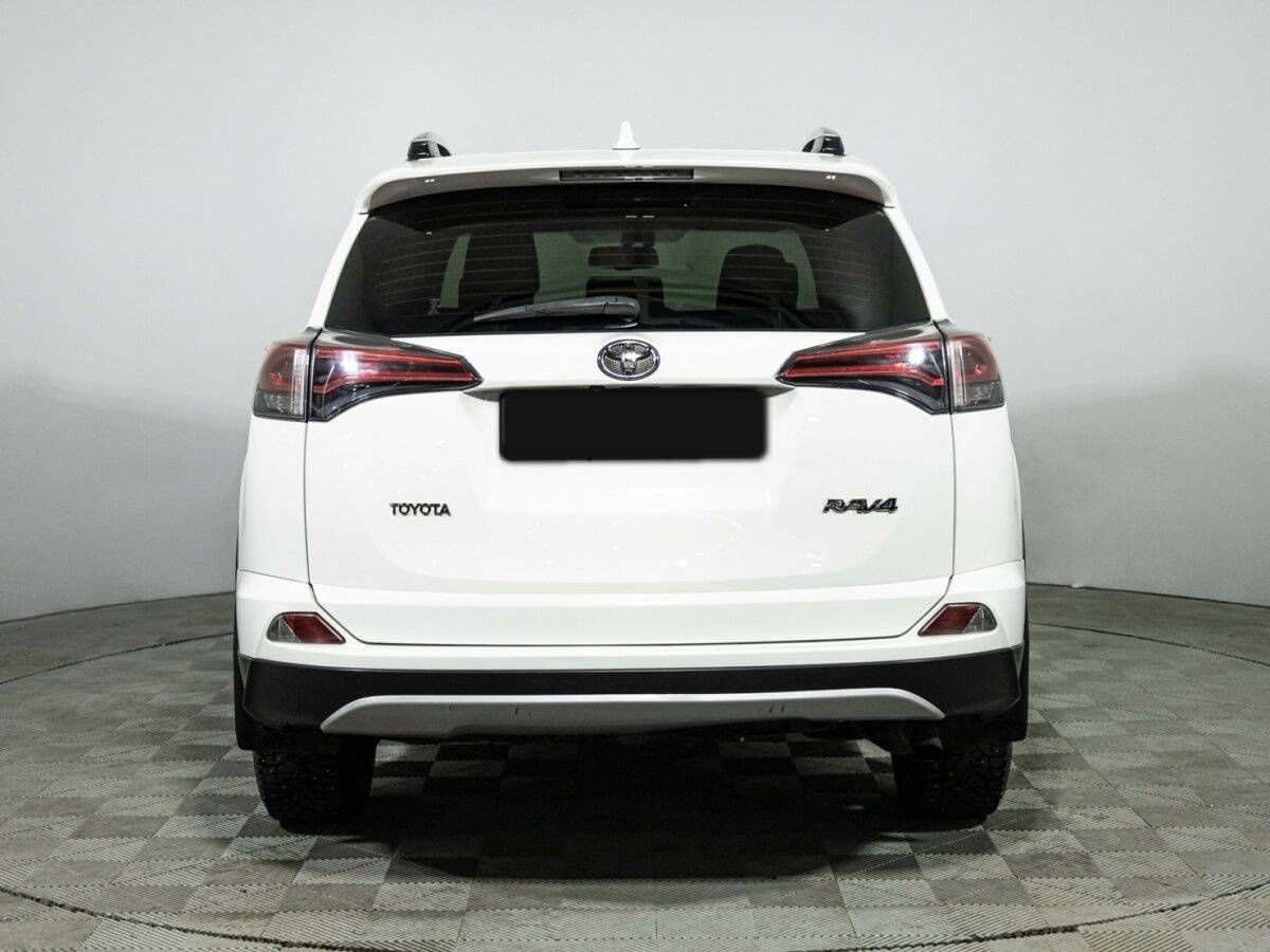 Купить Toyota RAV4 с пробегом. Фото: #4