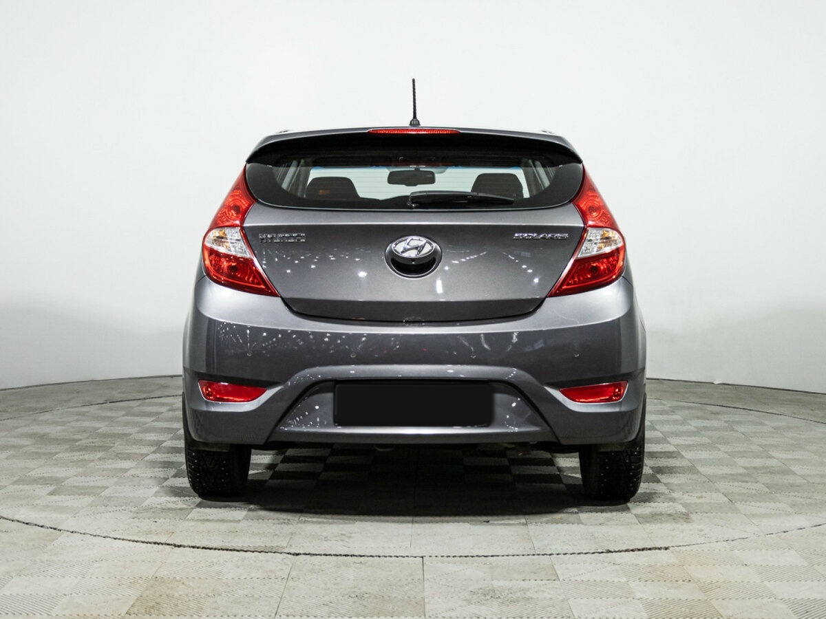 Купить Hyundai Solaris с пробегом. Фото: #5