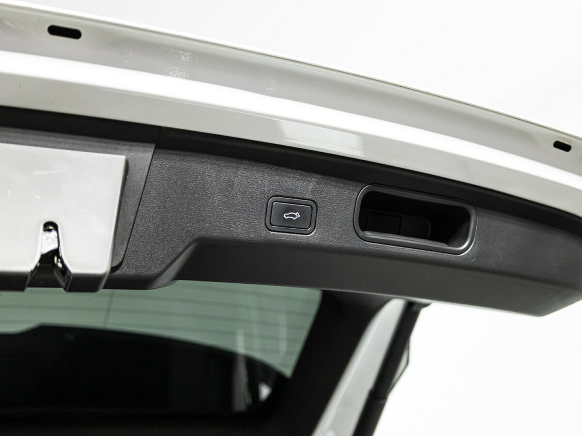 Купить Geely Atlas с пробегом. Фото: #22