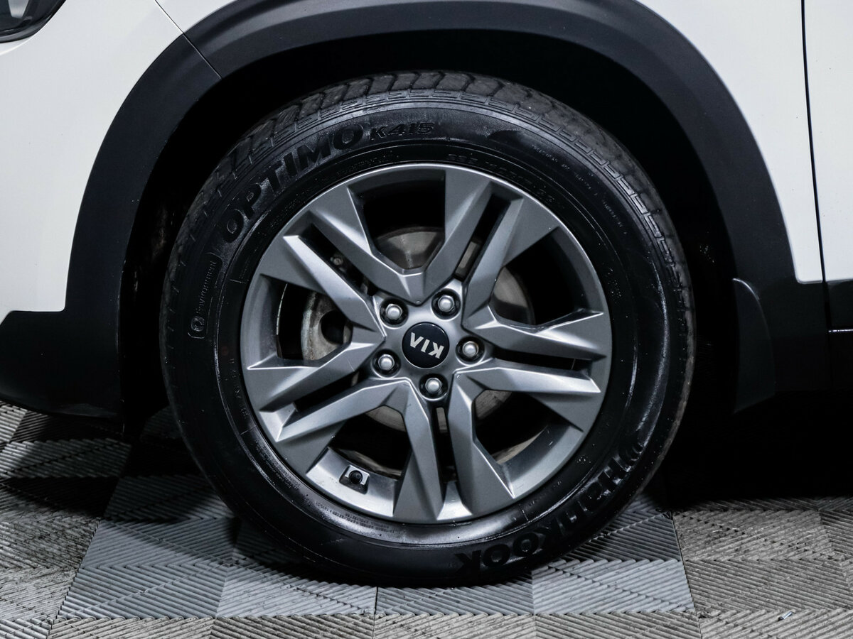 Купить Kia Seltos с пробегом. Фото: #12