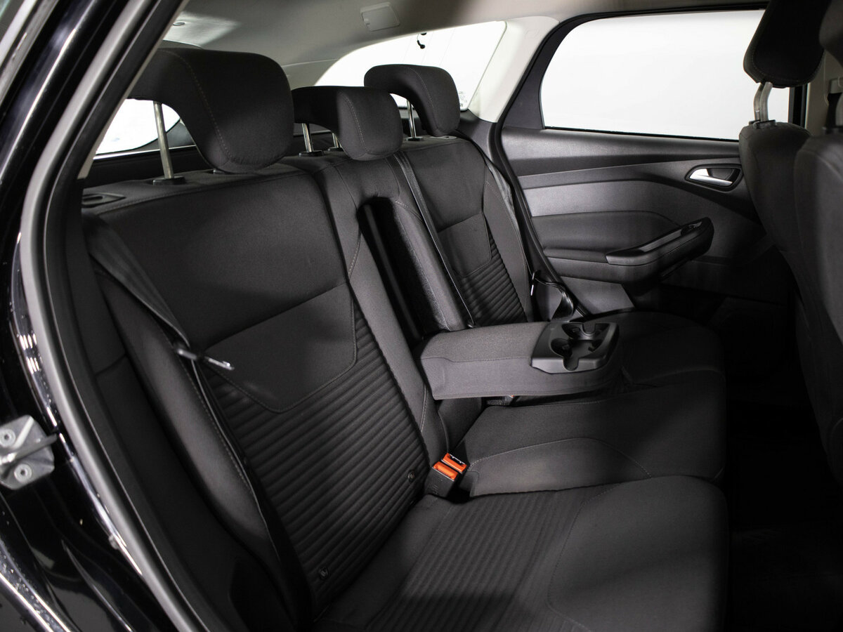 Купить Ford Focus с пробегом. Фото: #10
