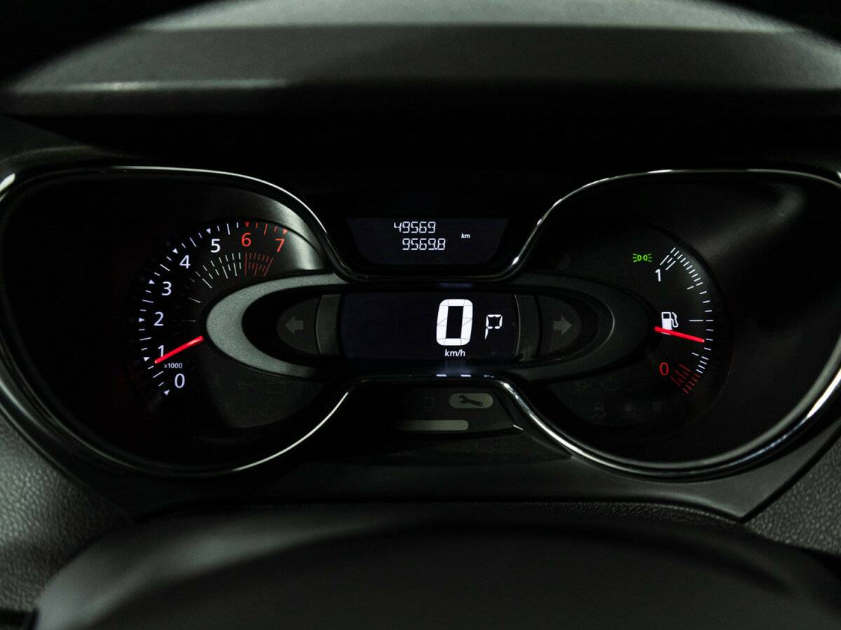 Купить Renault Kaptur с пробегом. Фото: #11