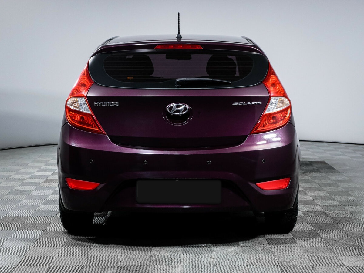 Купить Hyundai Solaris с пробегом. Фото: #4