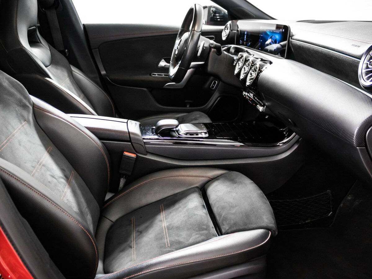 Купить Mercedes-Benz CLA с пробегом. Фото: #9