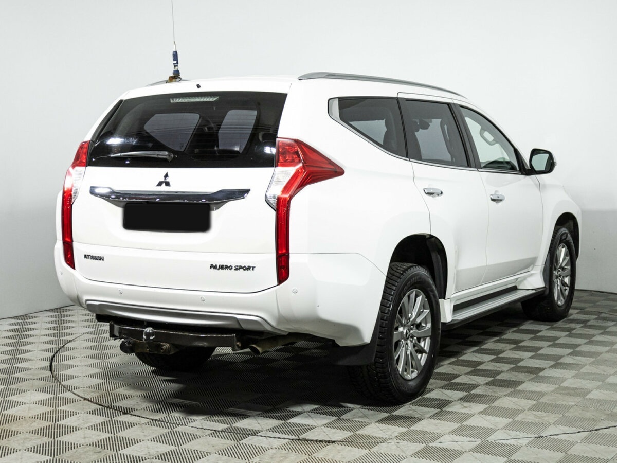 Купить Mitsubishi Pajero Sport с пробегом. Фото: #3