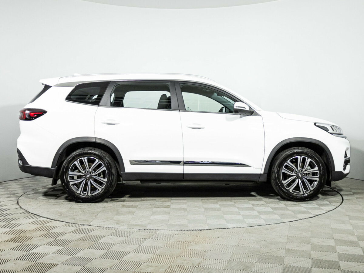Купить Chery Tiggo 8 с пробегом. Фото: #3