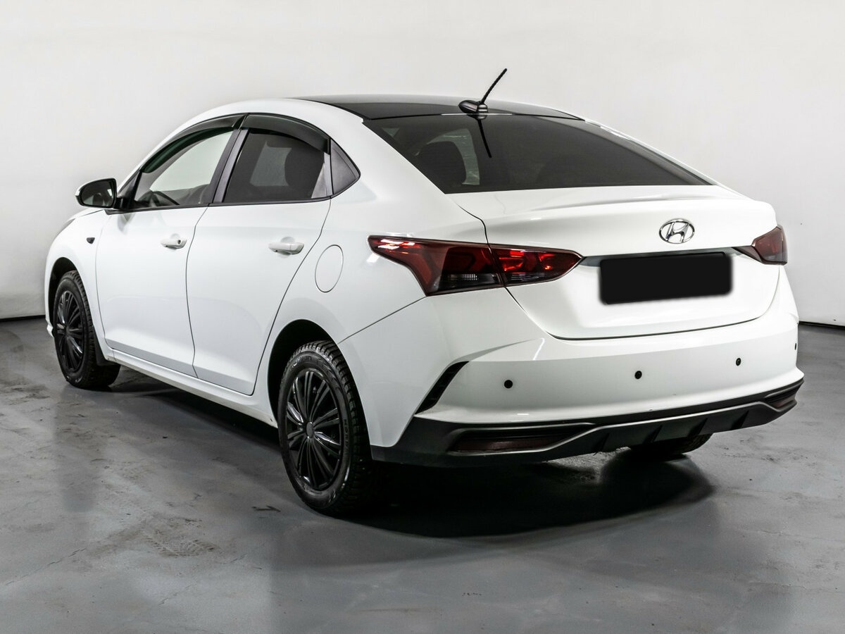 Купить Hyundai Solaris с пробегом. Фото: #6