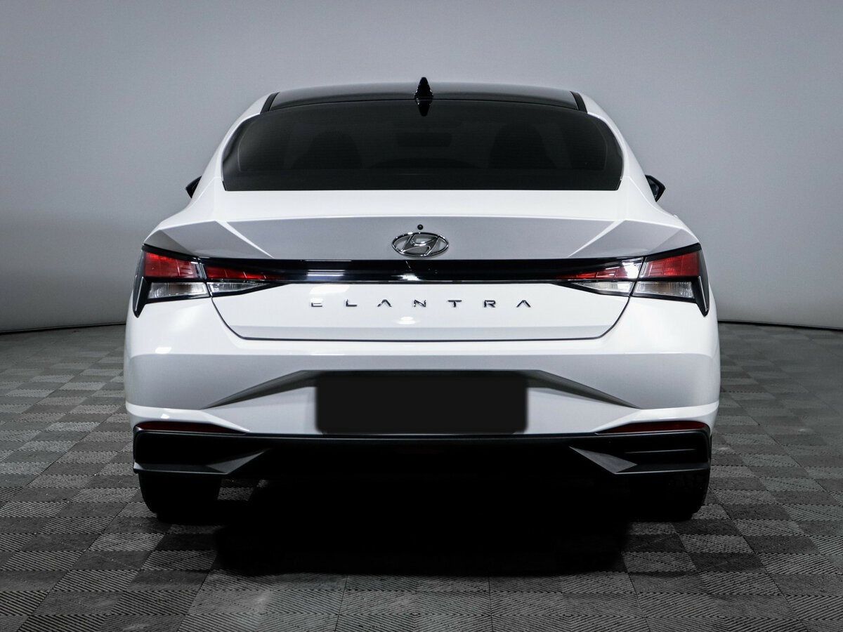 Купить Hyundai Elantra с пробегом. Фото: #5