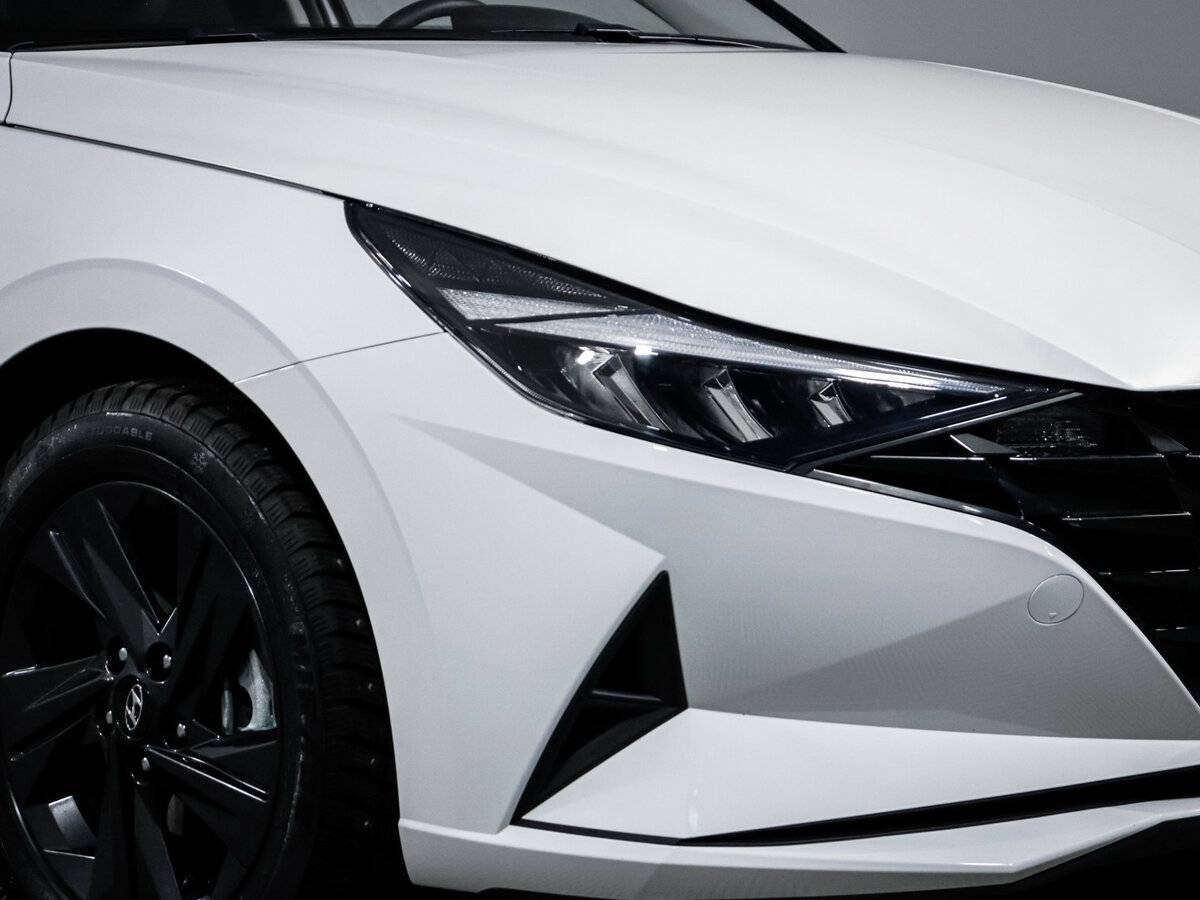 Купить Hyundai Elantra с пробегом. Фото: #15