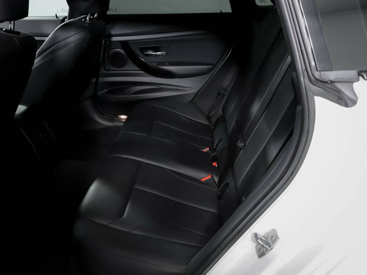 Купить BMW 3 серии с пробегом. Фото: #9