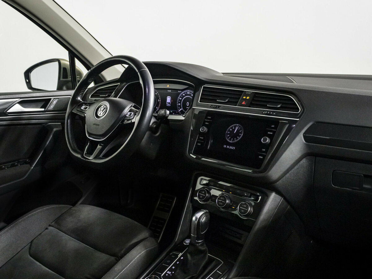 Купить Volkswagen Tiguan с пробегом. Фото: #6