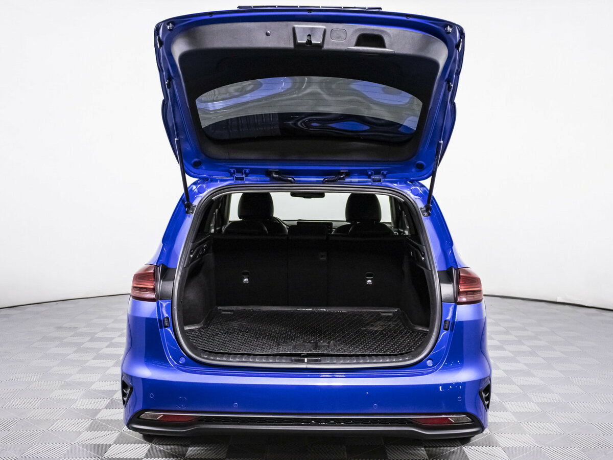 Купить Kia Ceed с пробегом. Фото: #18