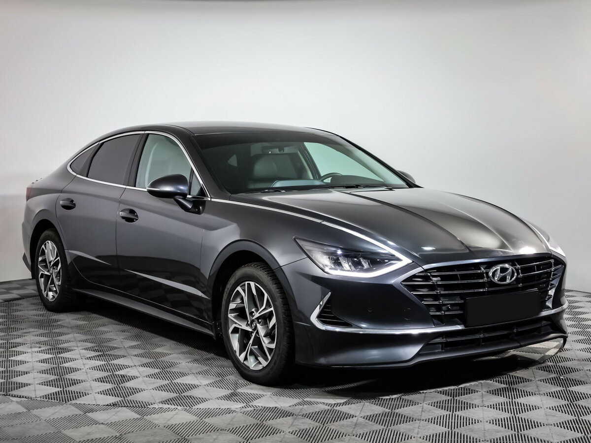 Купить Hyundai Sonata с пробегом. Фото: #2