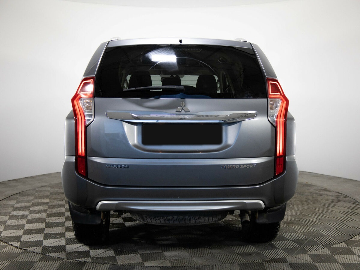 Купить Mitsubishi Pajero Sport с пробегом. Фото: #3