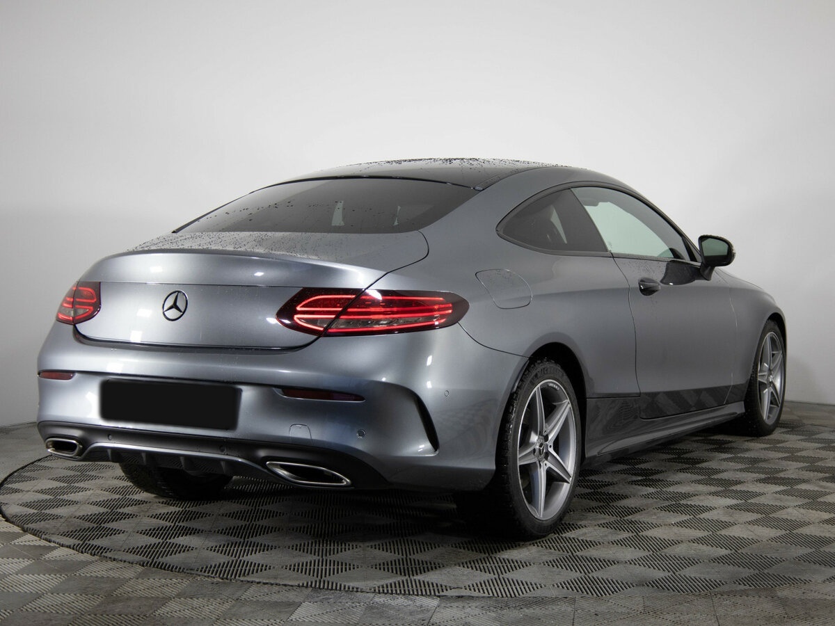 Купить Mercedes-Benz C-Класс с пробегом. Фото: #1