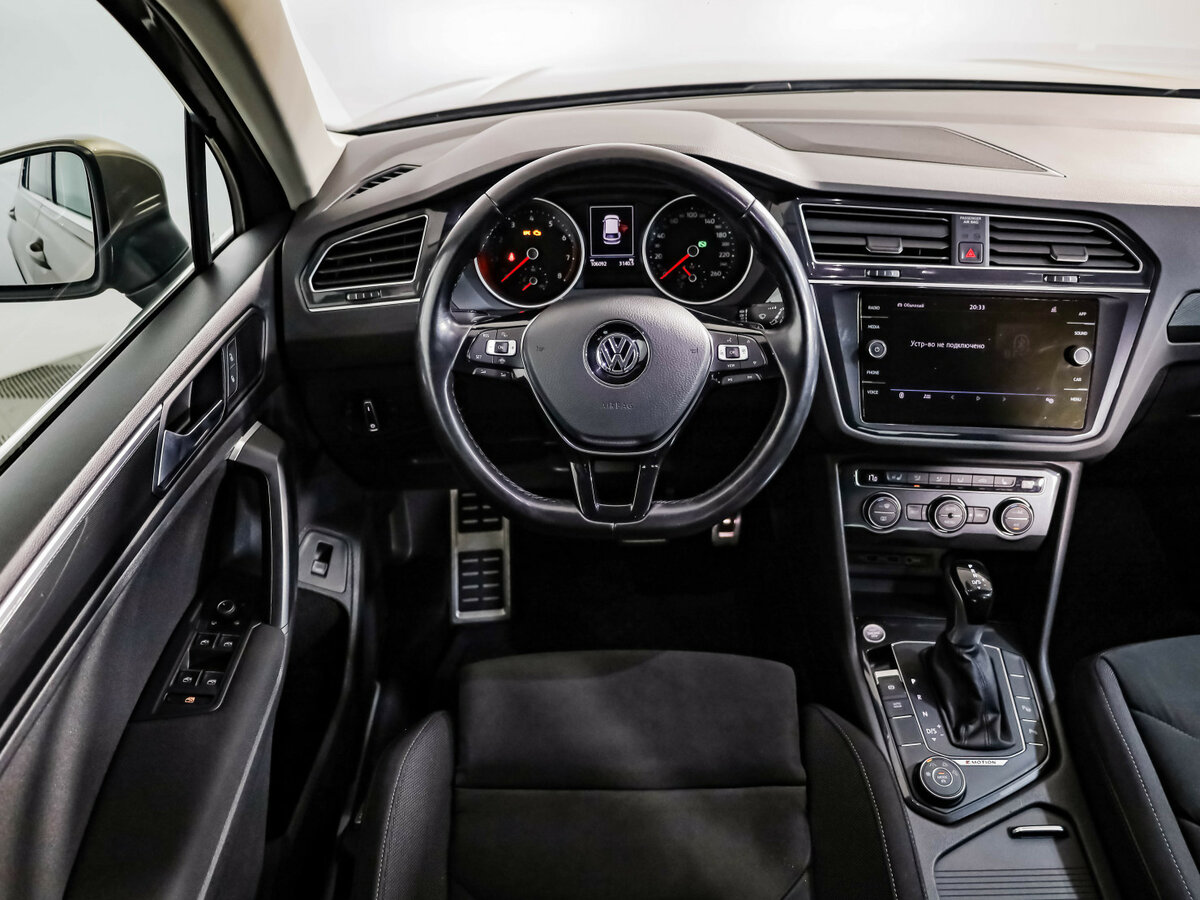 Купить Volkswagen Tiguan с пробегом. Фото: #9